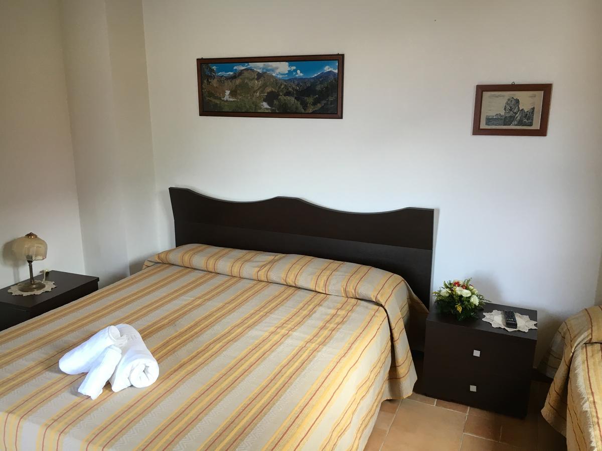 La Bastia Bed & Breakfast Scilla Exterior foto