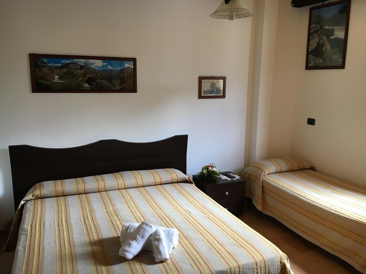 La Bastia Bed & Breakfast Scilla Exterior foto